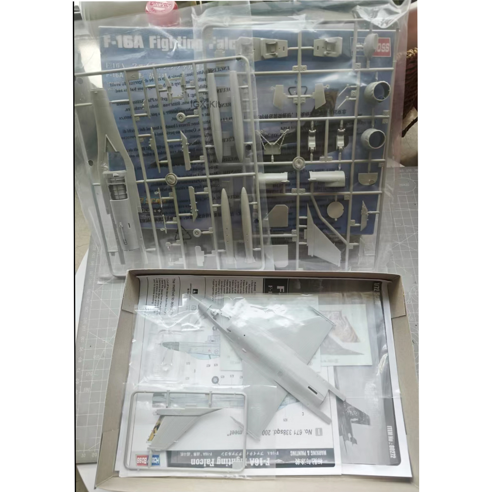 Hobbyboss 80272, kit de modèle - Model Kit F16 avis et prix