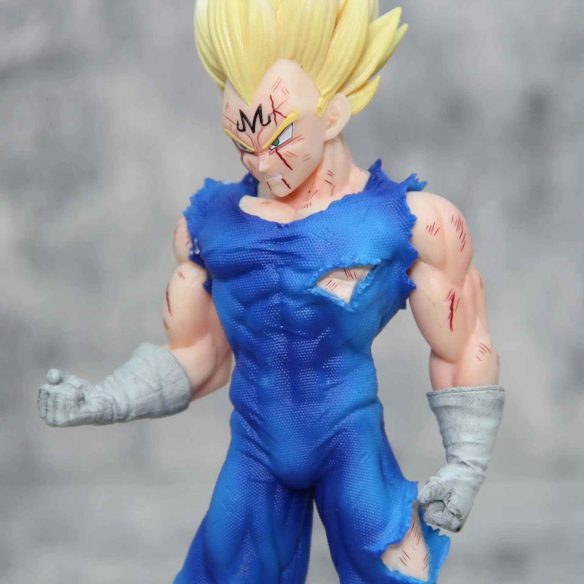 20 cm Anime Dragon Ball Figure - Model Kit Vegeta avis et prix